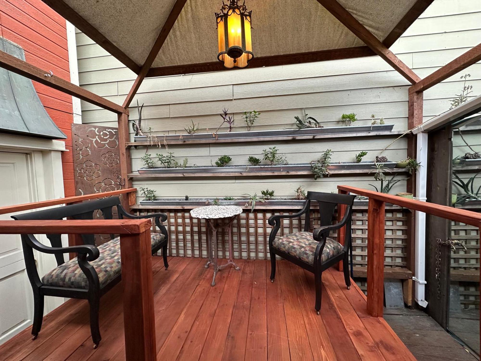 The Rosemary Hostel Los Angeles Exterior photo